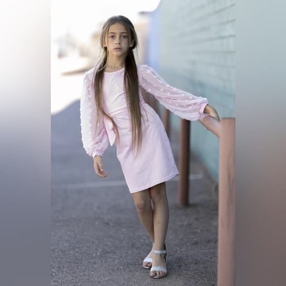 3 Pretty Pink & Blue Dresses 🦋 - Picture 2 of 10